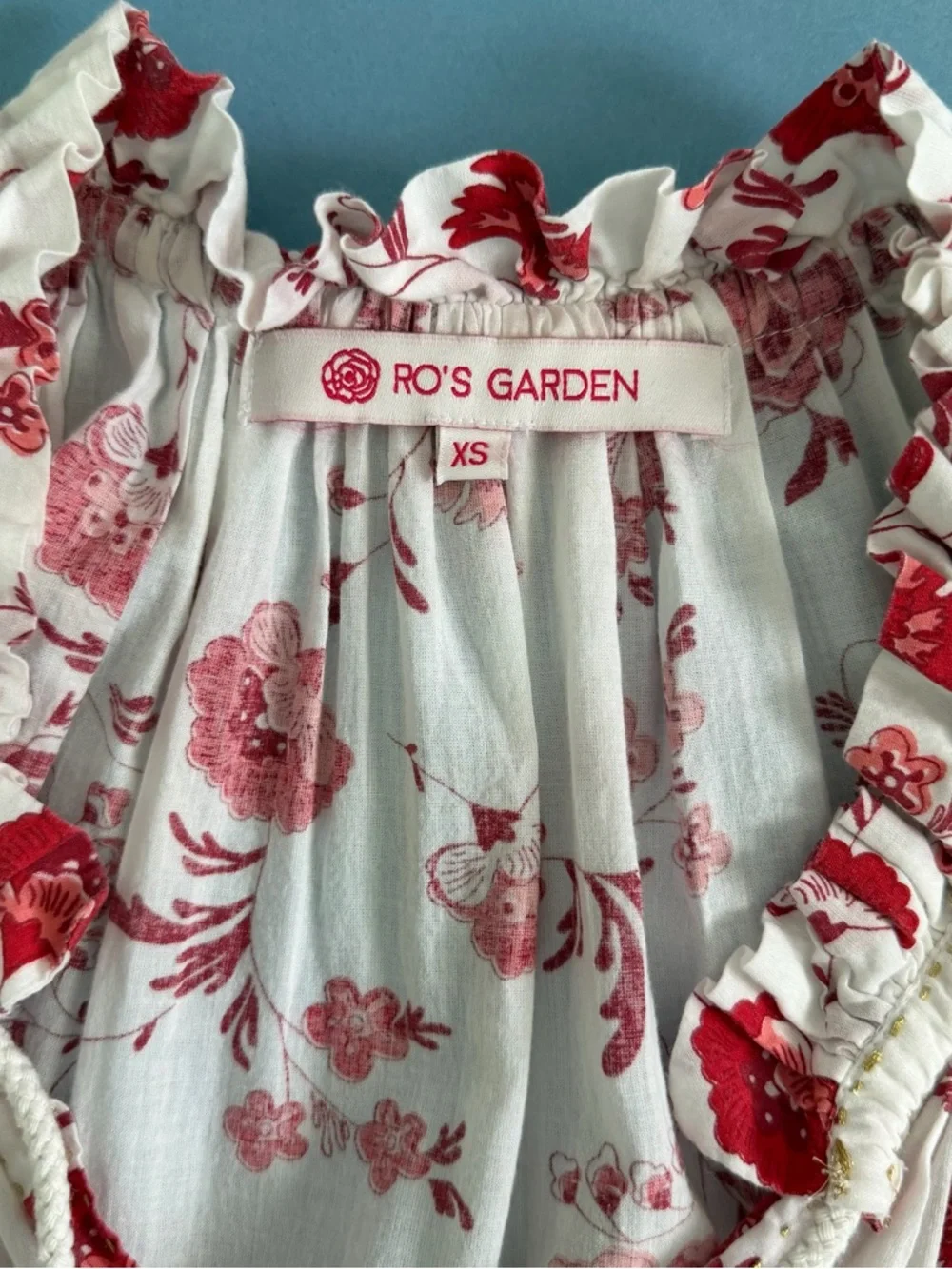 Ro’s Garden Anthro Sofia Red White Floral Sleeveless Tiered Boho Mini Dress - Picture 5 of 6